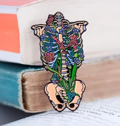 Cage thoracique avec fleurs II - Pins