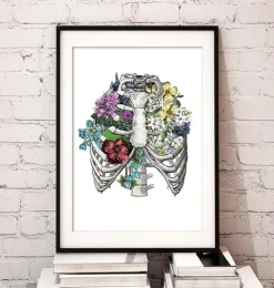 Cage thoracique avec fleurs