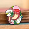 Estomac avec des fleurs - Pins