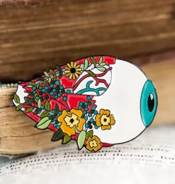 Oeil avec fleurs - Pins
